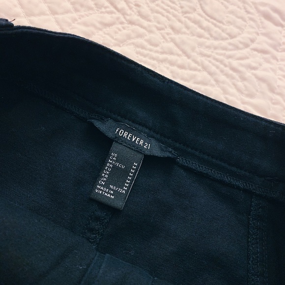 SOLD - F21 Black Button-Front Skirt - Picture 2 of 4